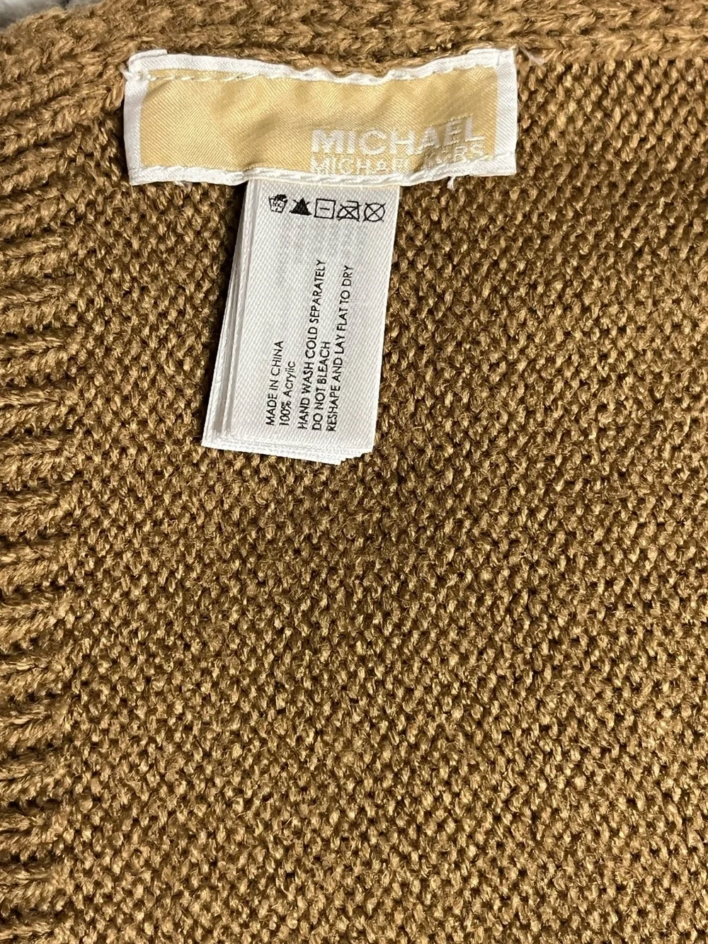 Michael Kors Camel Logo Knit Scarves 🧣